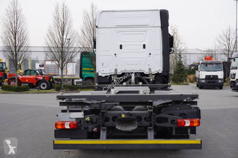 Mercedes  truck