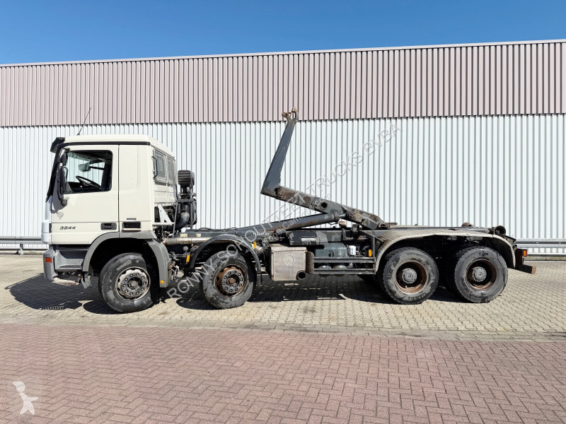 شاحنة Mercedes Actros 3244 K 8x4/4 Actros 3244...