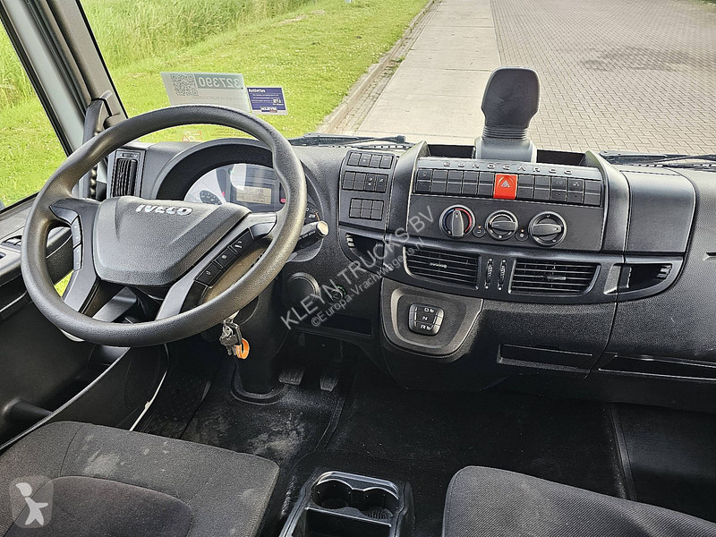شاحنة Iveco 80E18 EUROCARGO 80-190L EUROCARGO