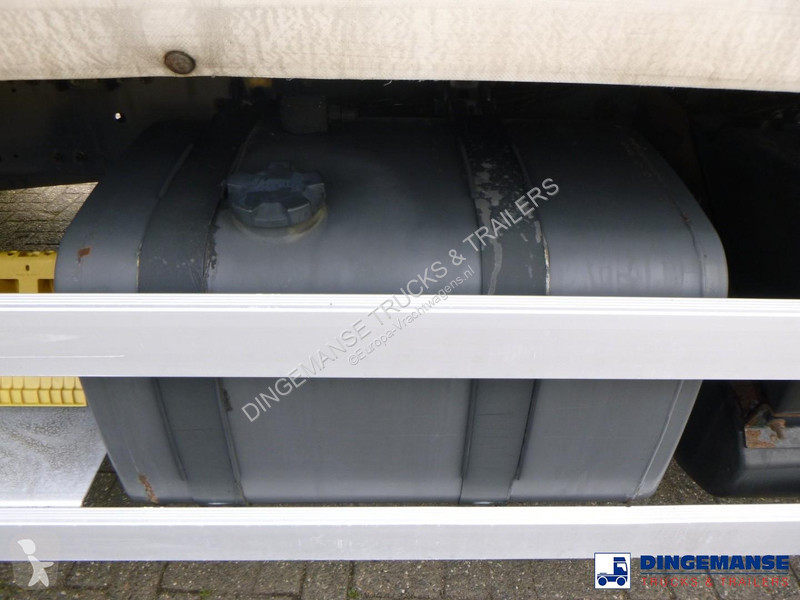 شاحنة Renault 270 4x2 curtain sider +...