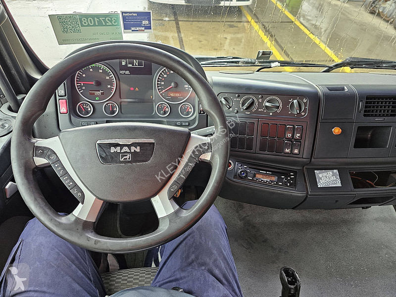 شاحنة MAN 12.240  HYDR. RAMP. ATLAS 65