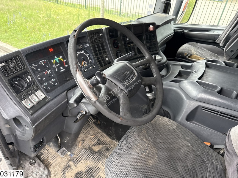 شاحنة Scania 94 310 Fuel, 14420 L, 4 Comp,...