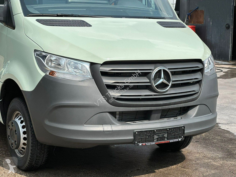 Lastbil Mercedes 519 CDI CAZOO...