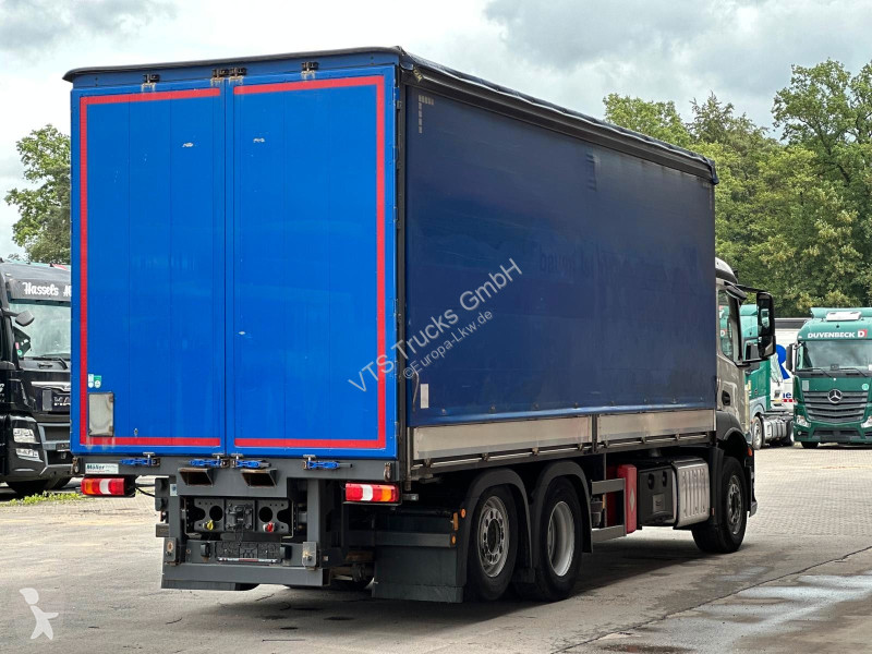 شاحنة Mercedes 2532 6x2 BL...