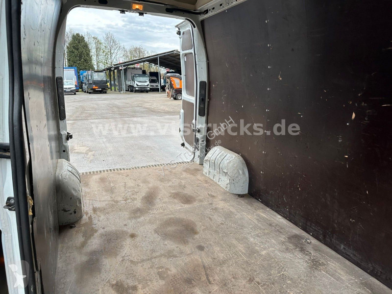 شاحنة Renault DCI 135 4x2