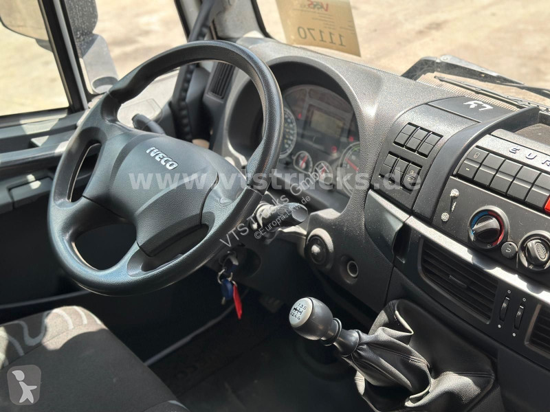شاحنة Iveco 75E18 Koffer Junge Aufbau LBW
