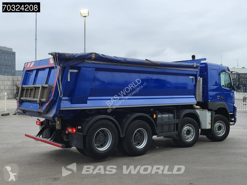 شاحنة Volvo 450 8X4 18m3 tipper Lift-Axle...