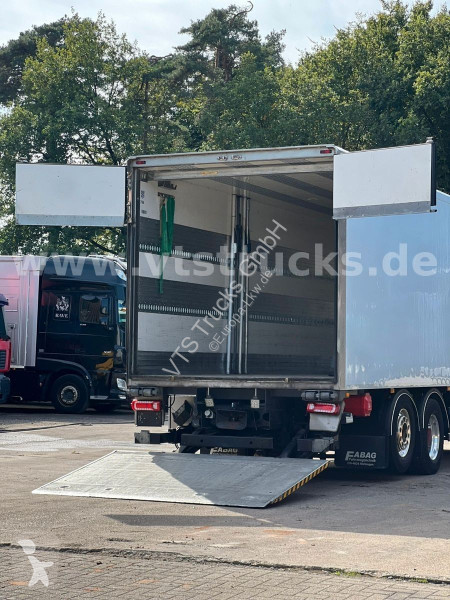 شاحنة Mercedes 2553 MP5 6x2 Lenk-/Lift Koffer...