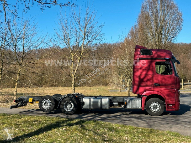 شاحنة Mercedes 2551 L 6x2...