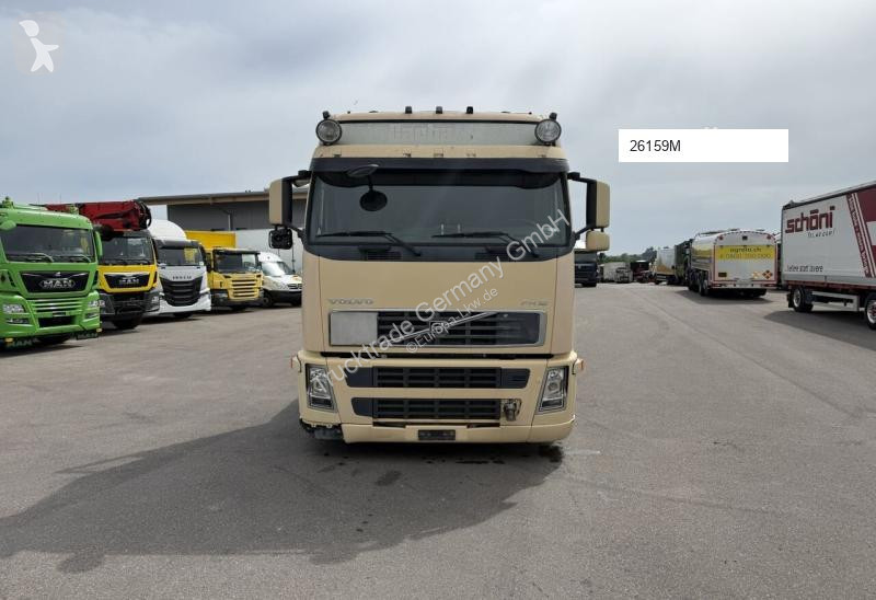 شاحنة Volvo 638 460