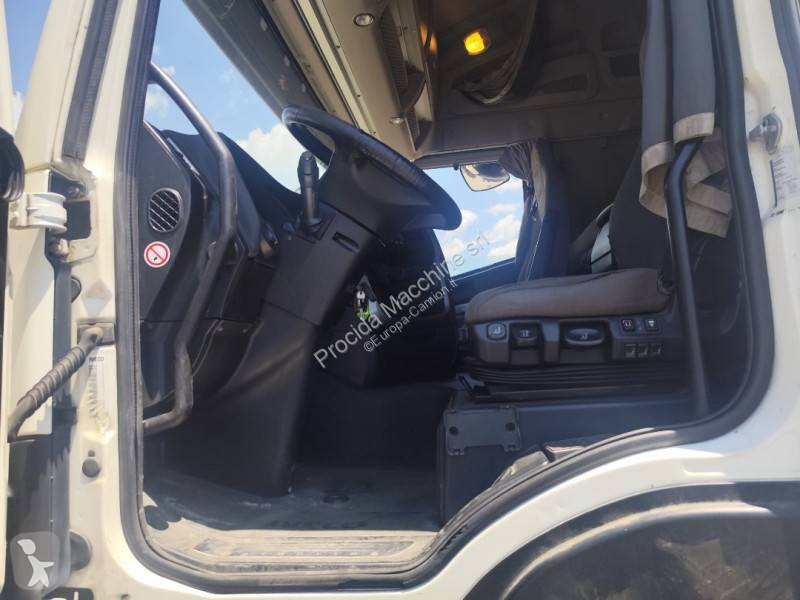 شاحنة Iveco