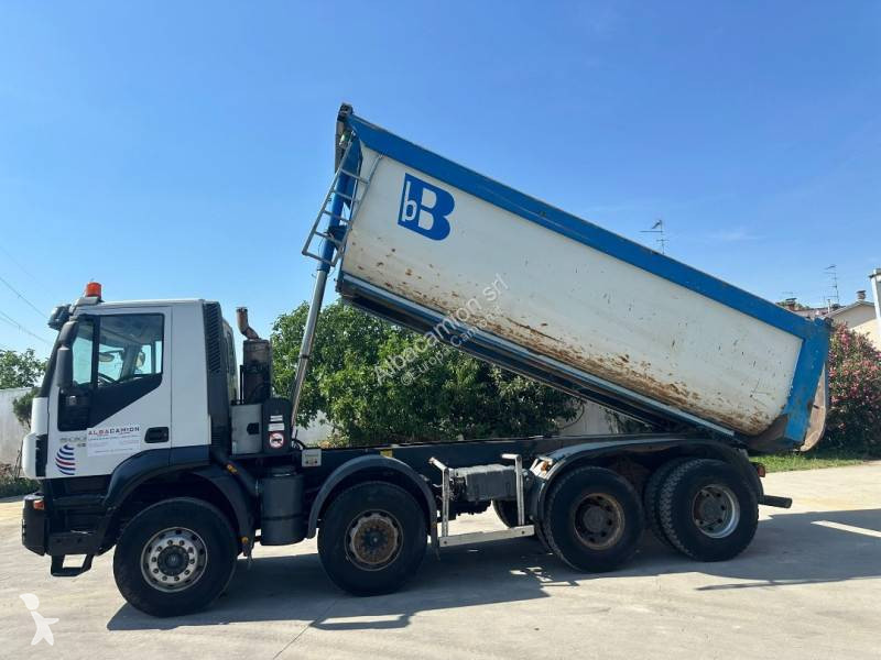 شاحنة Iveco