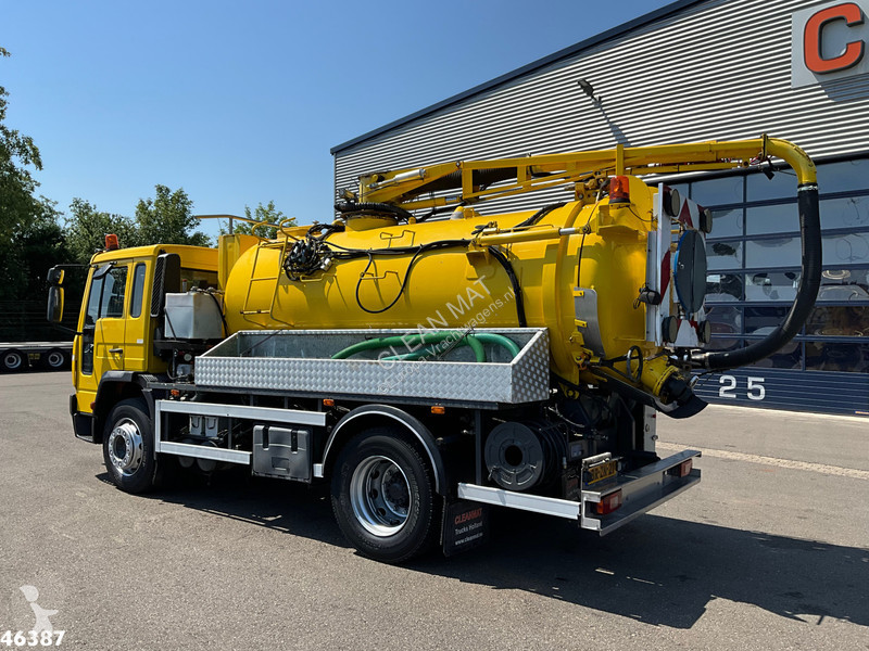 شاحنة Volvo 220 Kolkenzuiger 5m³ Just 147.623 km!