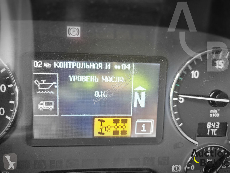 شاحنة Mercedes 3336