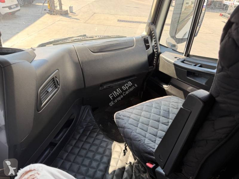 شاحنة Iveco