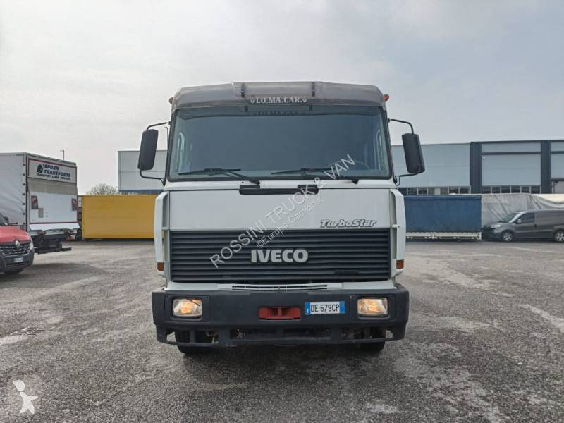 شاحنة Iveco