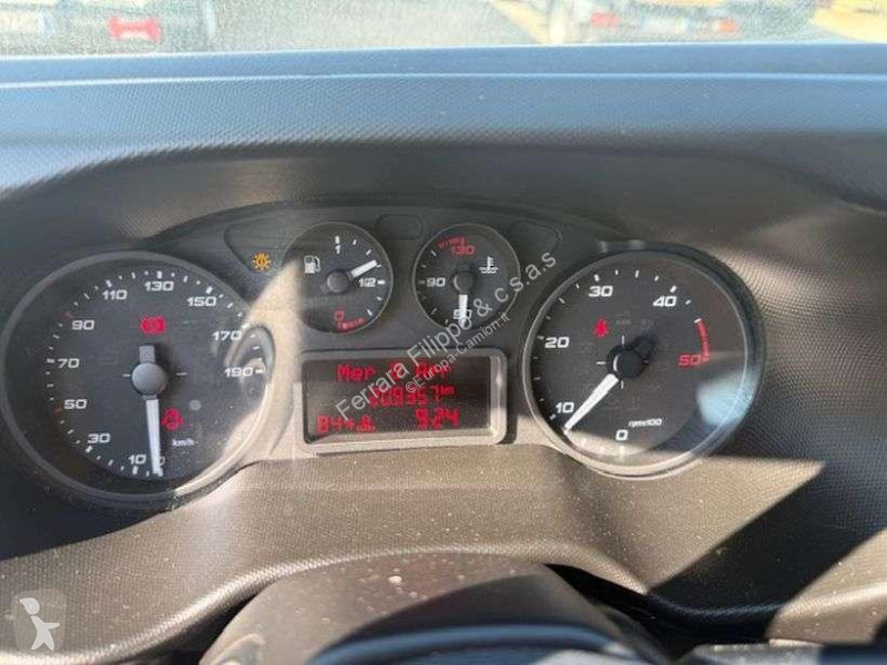 Camion Iveco 35C15