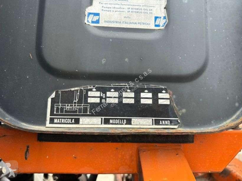 شاحنة Volvo FL616