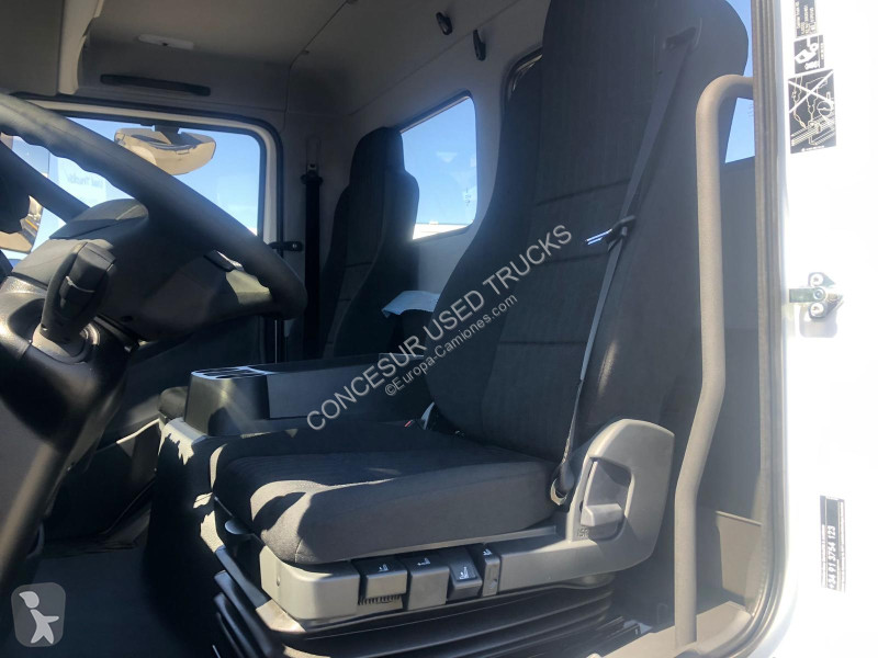 شاحنة Mercedes  1021 K CHASIS