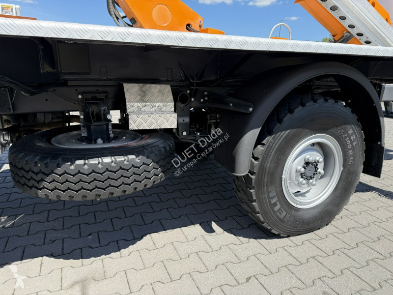 شاحنة Iveco 55S18W 4x4 Zwyżka 16m Bumar...