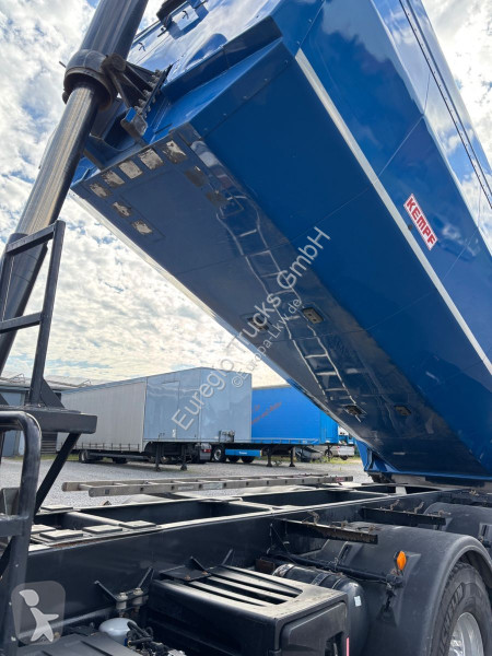 شاحنة MAN TGS /8x4-4 Stahl-Thermomulde /Lenk-Lift