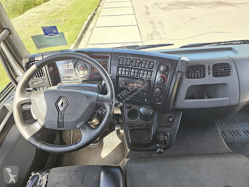 شاحنة Renault D 220