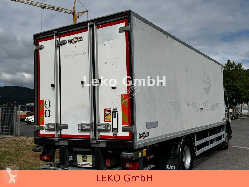 شاحنة Volvo FE 260-2units Mit Carrier Sp 950Mt