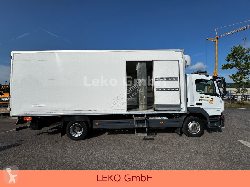 شاحنة Mercedes 1218 Mit Carrier Sp 850
