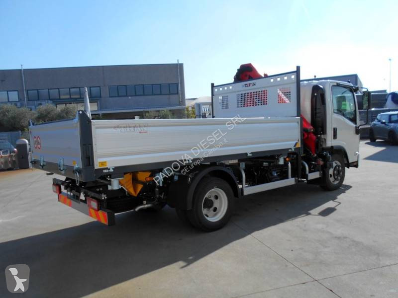 شاحنة Isuzu