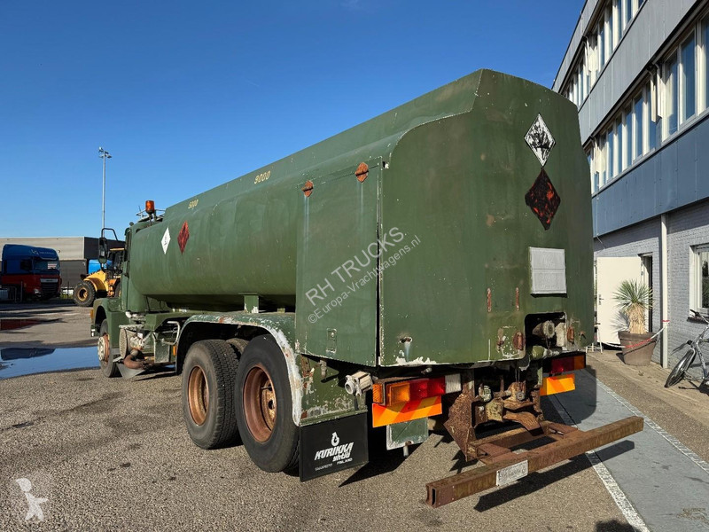 شاحنة Volvo 6X4 Robson-Drive + TANK 14.000 LITER