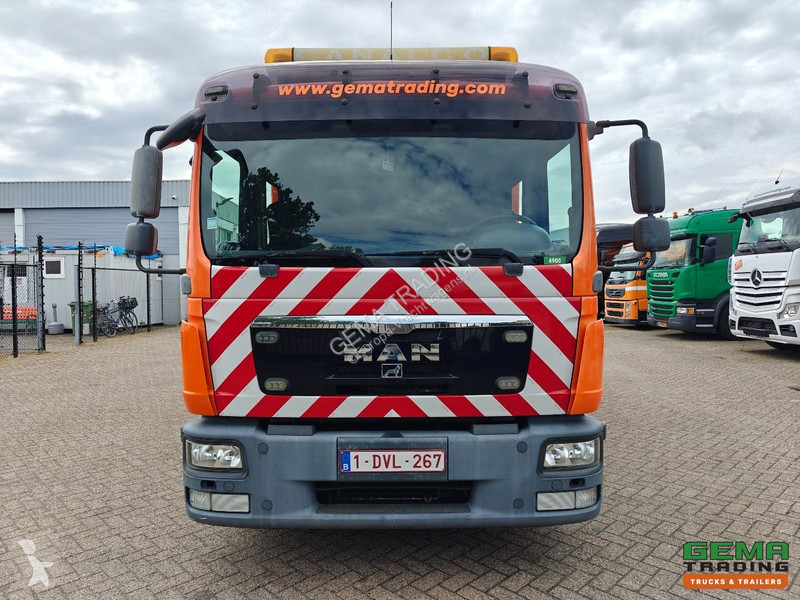 شاحنة MAN 10.180 4x2 Double Cab Euro5 - 4.3m...