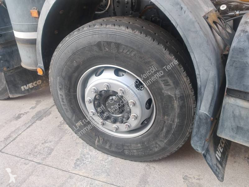 Vrachtwagen Iveco
