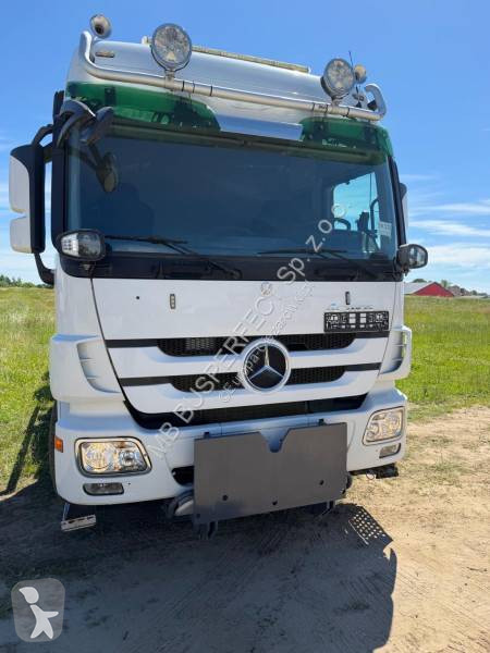 Камион Mercedes
