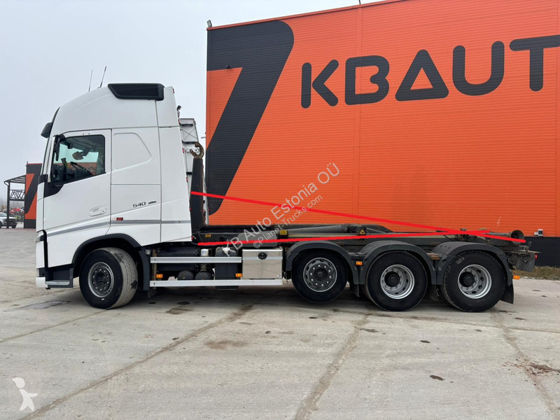 شاحنة Volvo 540 8x4/4 FOR SALE AS CHASSIS /...