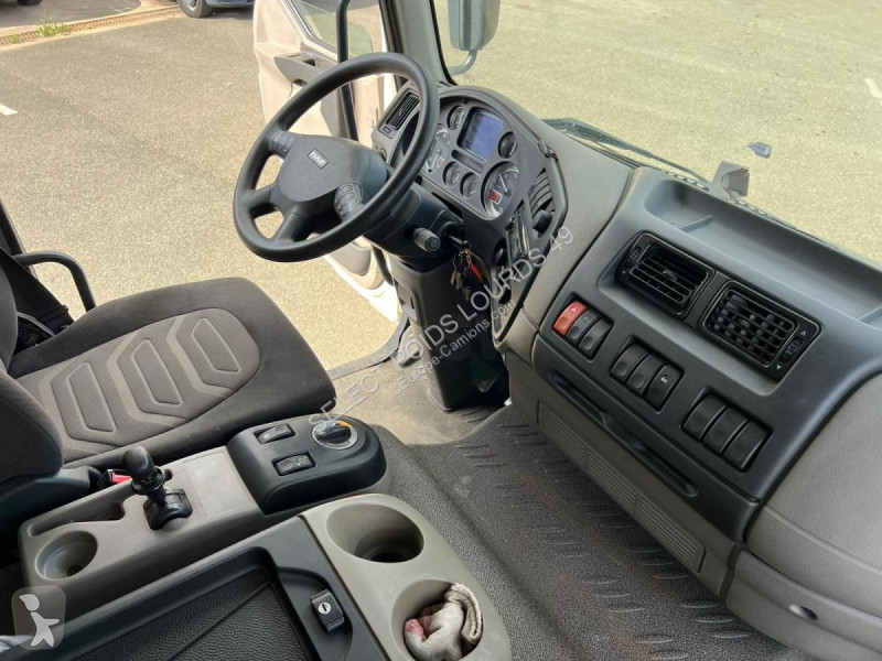 شاحنة DAF 220
