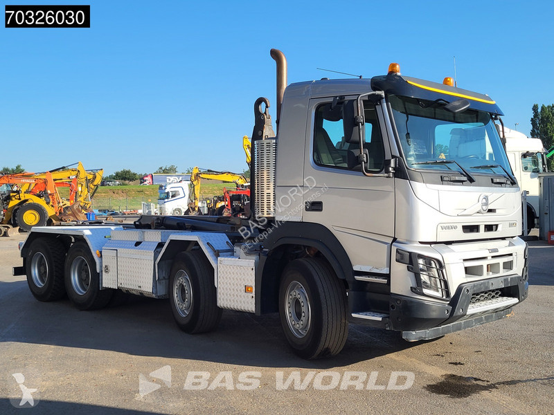 شاحنة Volvo 460 8X4 HIAB XR21Z59 Containers...