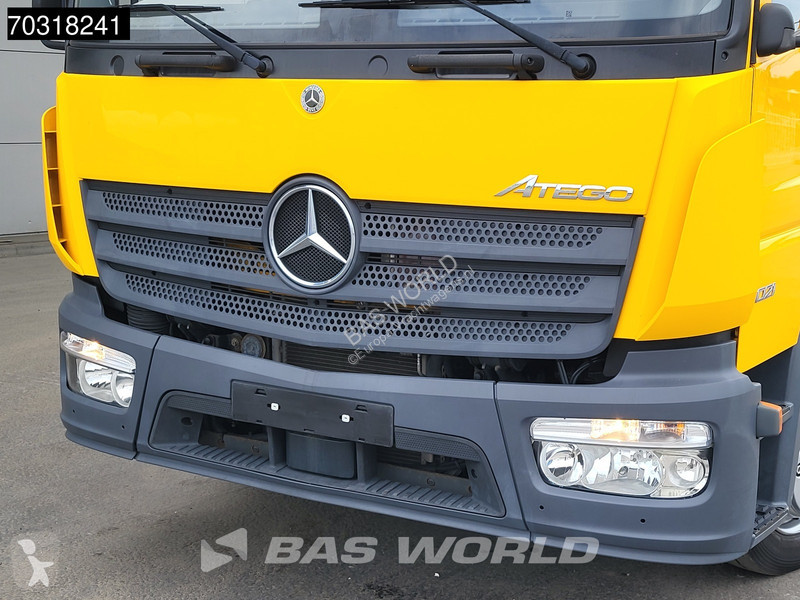 شاحنة Mercedes 1021 4X2 5,20m Box Frigoblock...