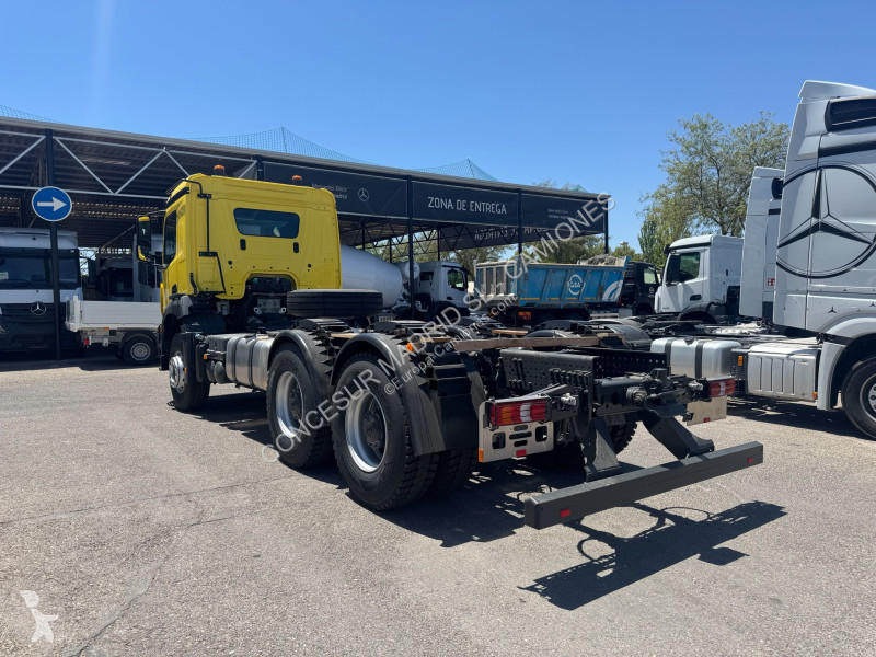 شاحنة Mercedes  3340 K 6X4