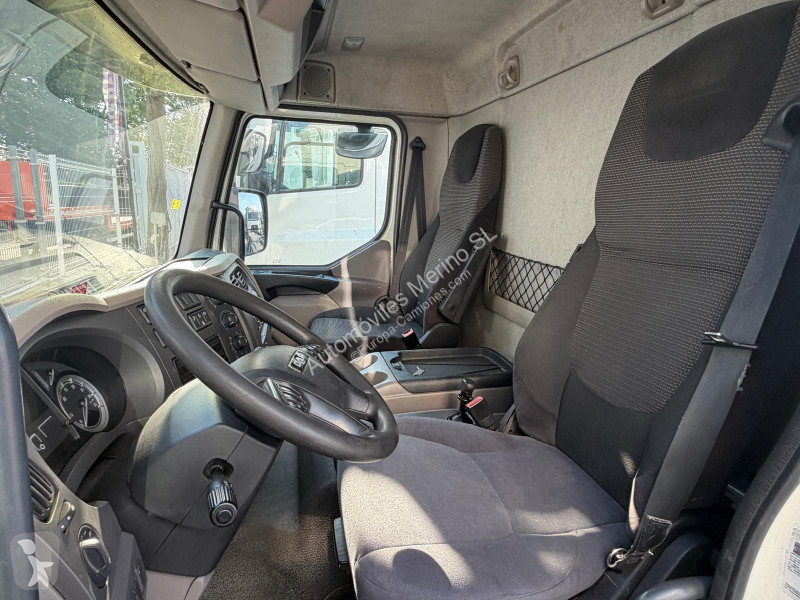 شاحنة DAF LF 210