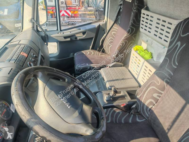 شاحنة Iveco