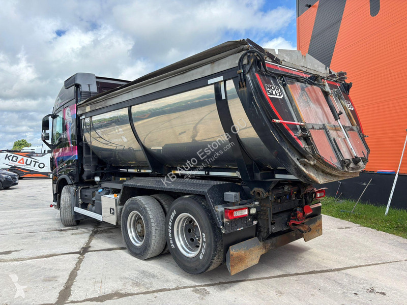 Camion Volvo 540 6x2 RETARDER / BOX L=5088 mm