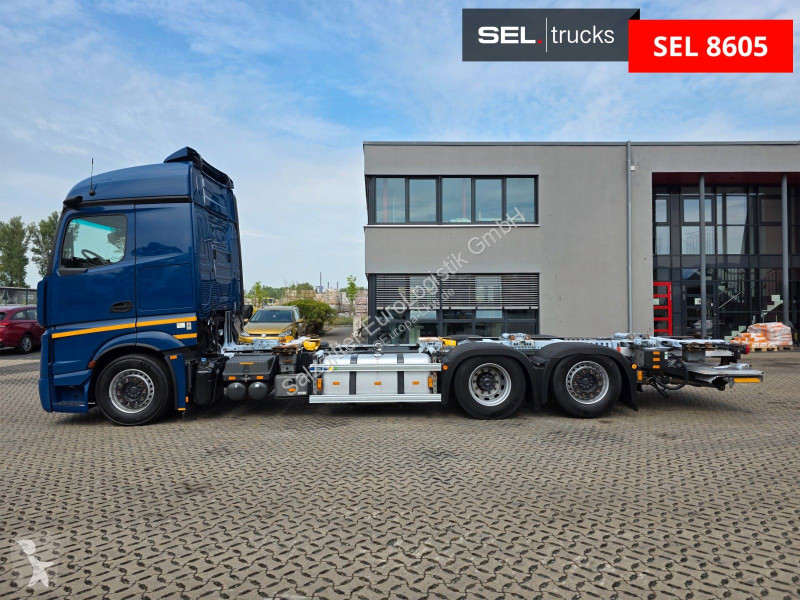 شاحنة Mercedes 2553 / Retarder / Ladebordwand...