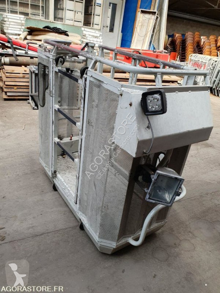 Camion Renault M150