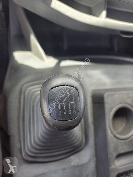 شاحنة Mercedes 1829