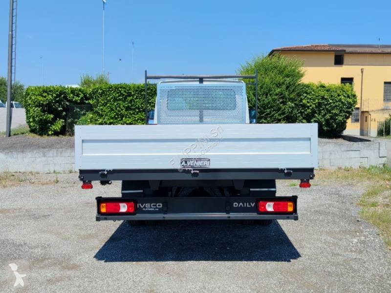 شاحنة Iveco