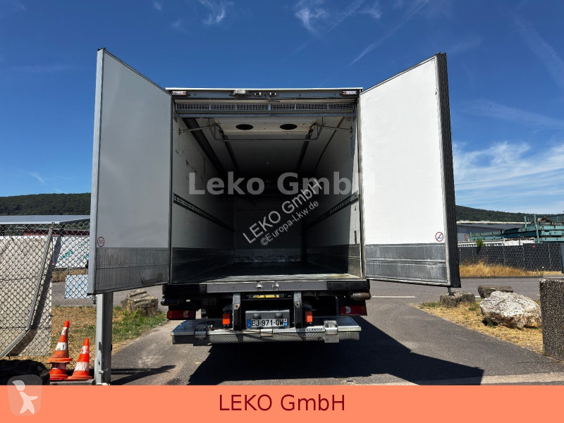 شاحنة Iveco 190E28 Mit Carrier Sp 1150Mt