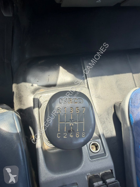 شاحنة Iveco  180E28