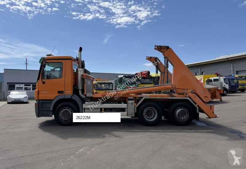 شاحنة Mercedes WK 423 T