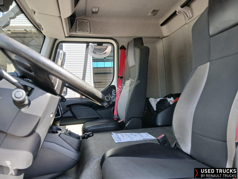 Vrachtwagen Renault D Cab 2.1