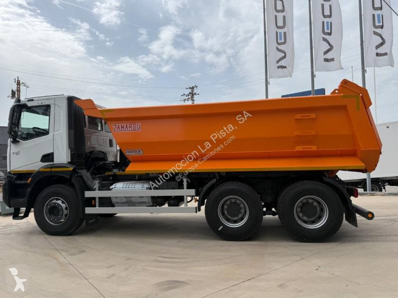 شاحنة Iveco